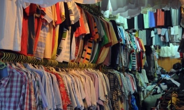 Hàng sỉ quần áo Quảng Châu chợ Tân Bình